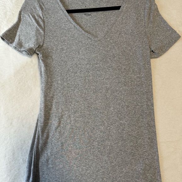 a new day Heather Gray V-Neck Short Sleeve Tee - Picture 1 of 3